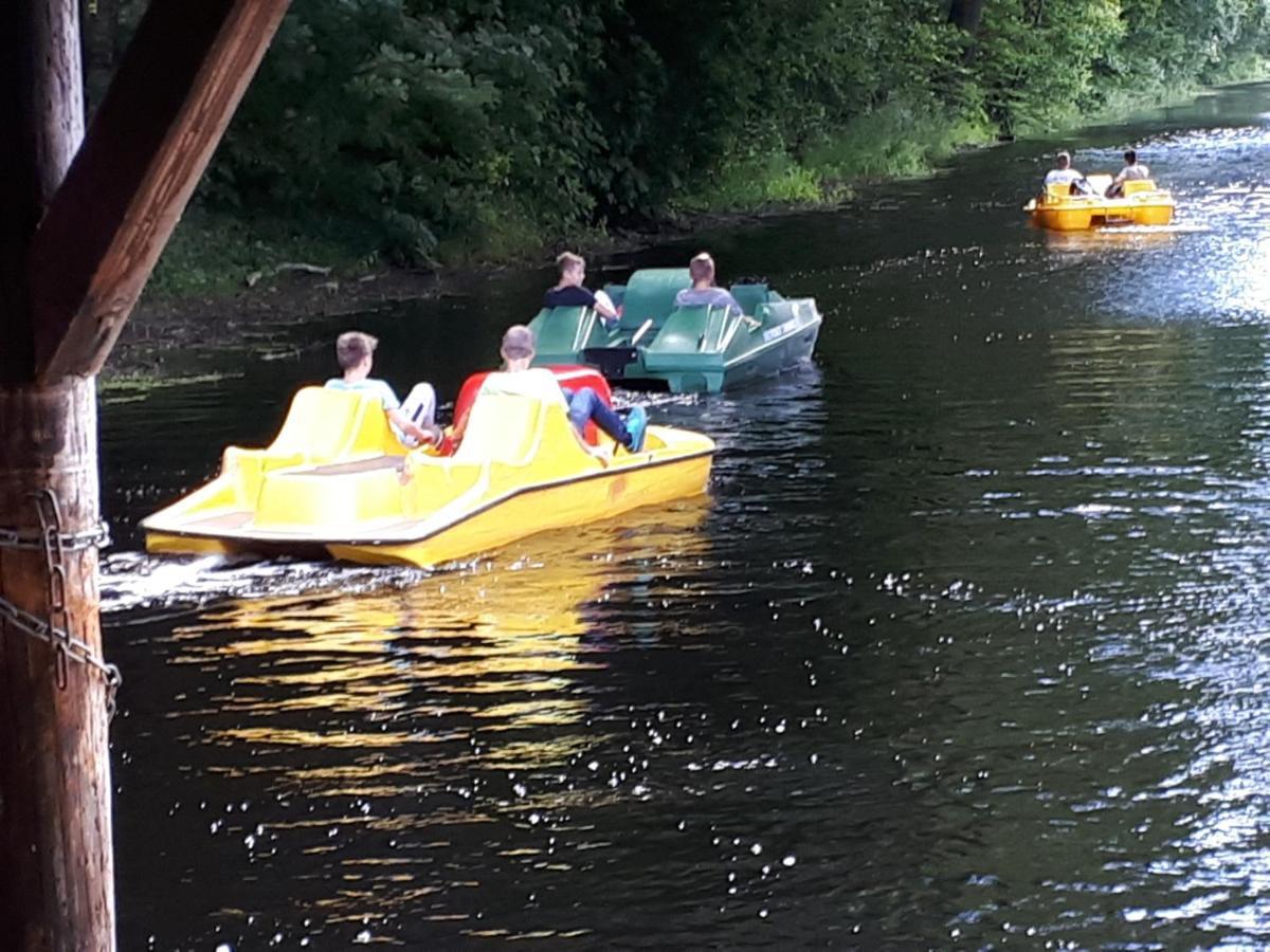 Familienurlaub In Ostfriesland Fuer Max 7 Pers In 2 Wohnungen, Auch Einzeln Wohnungen Utarp Exterior foto